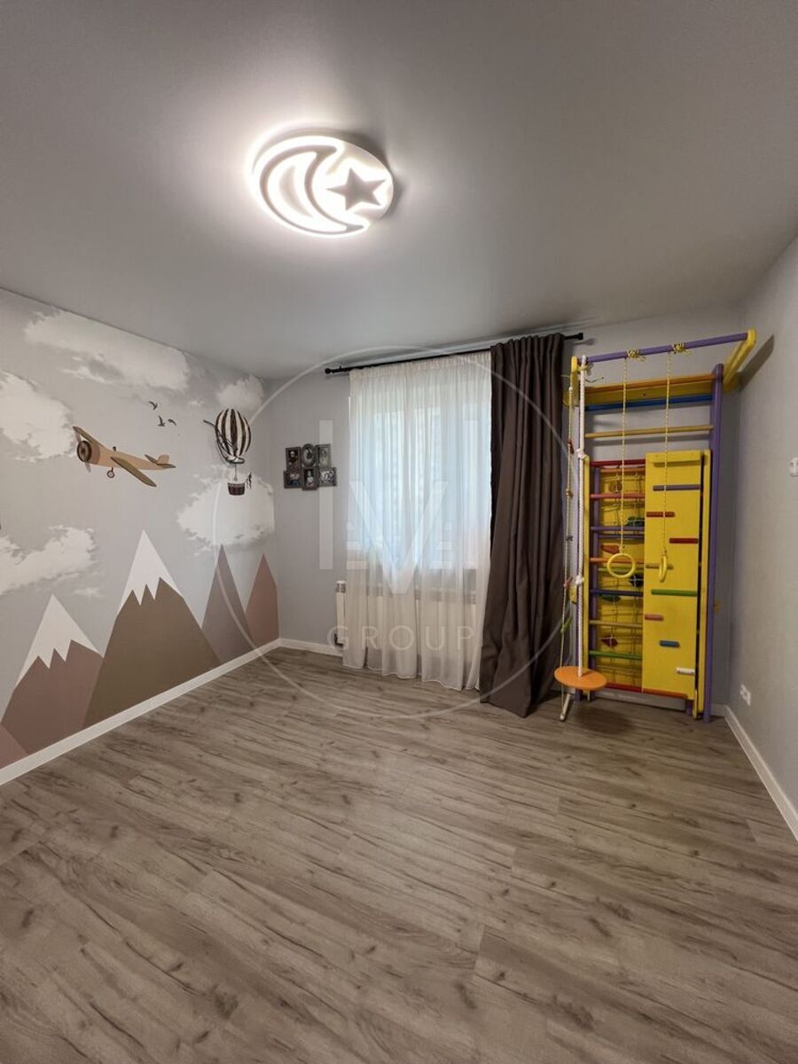 Юрія Кондратюка вул., 7