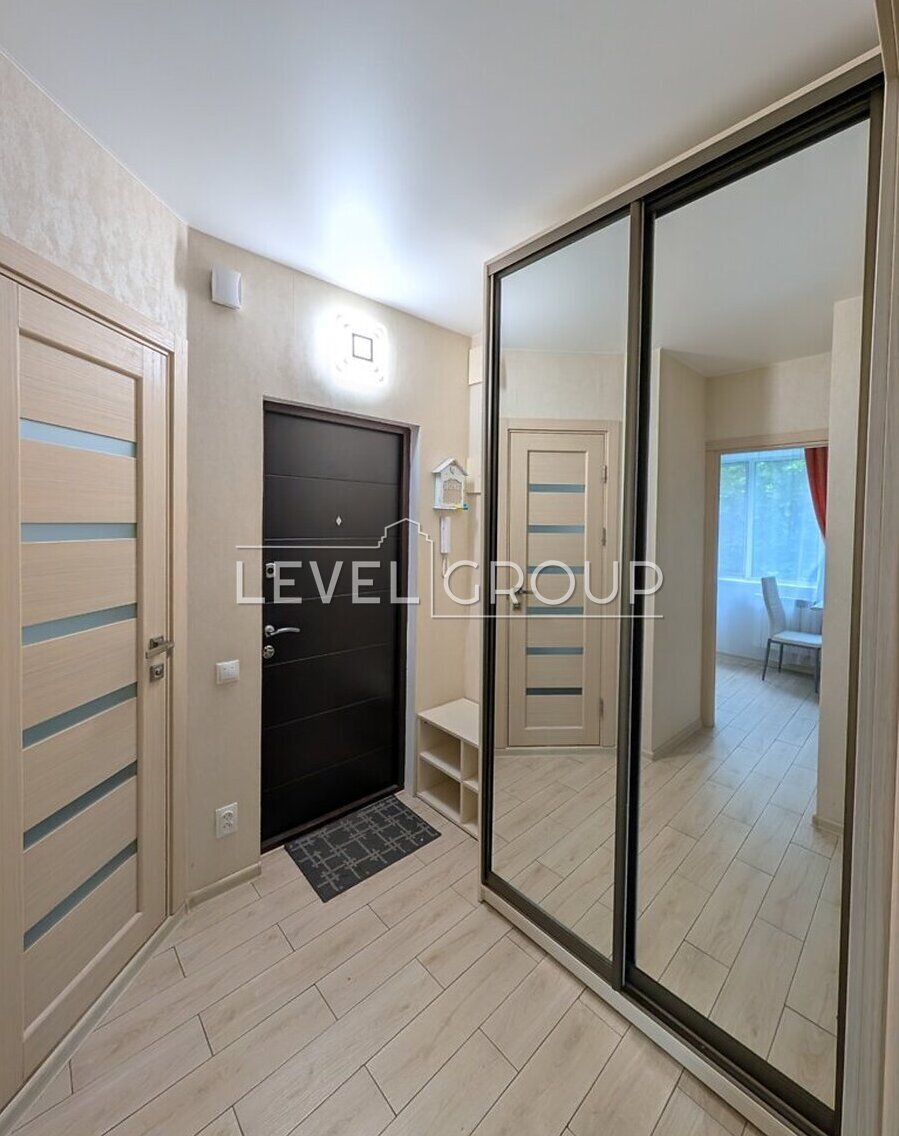 Композитора Лятошинського вул., 8А