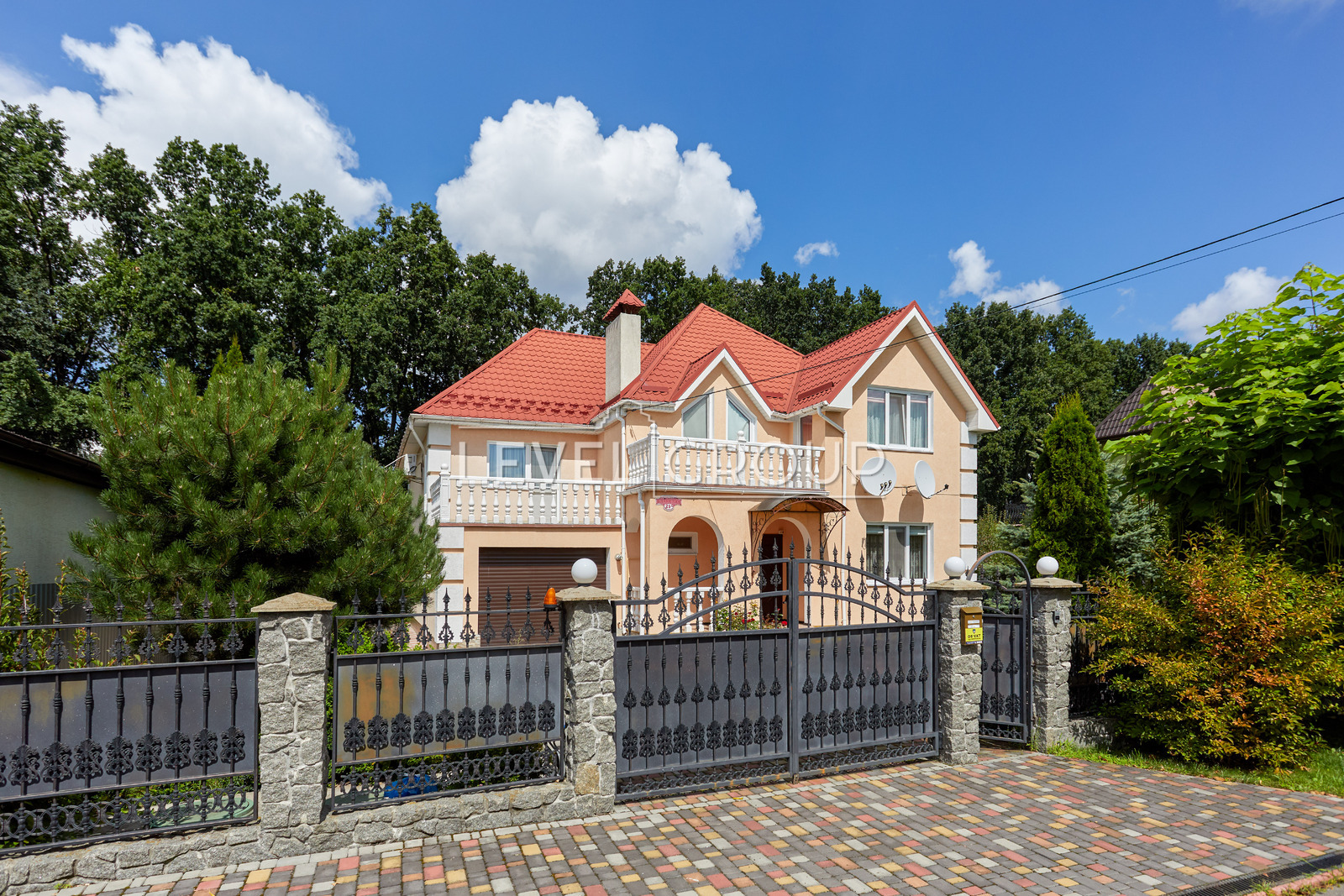 Блакитна вул., 21 А