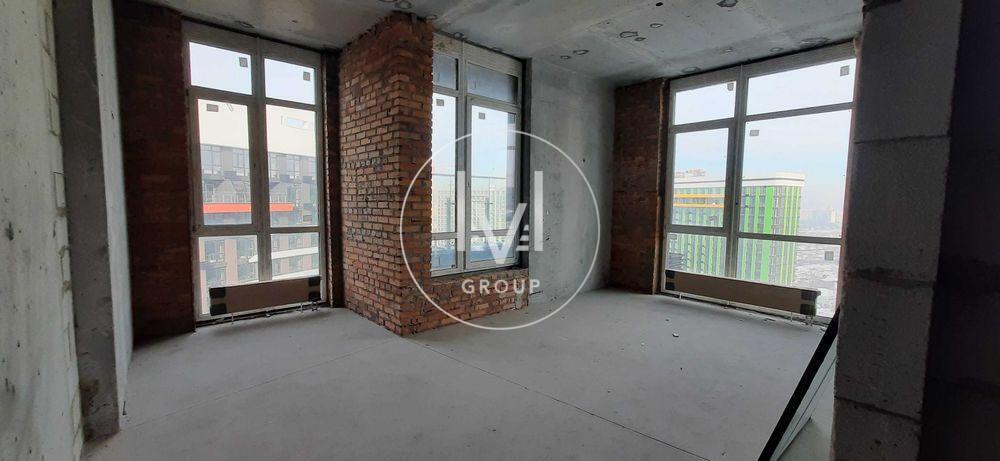 Дніпровська набережна, 5