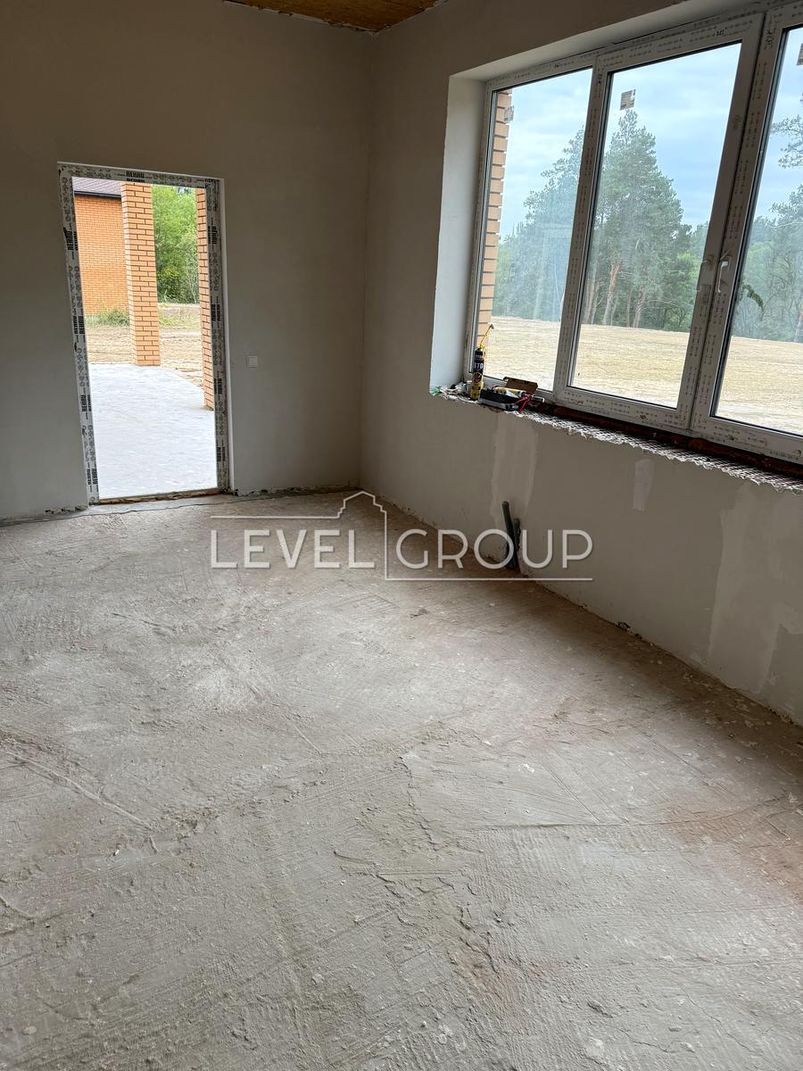 Пудгірна вул., 32