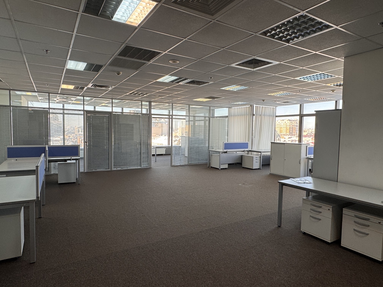 Bohdana Khmelnytskyi St., 17/52 A