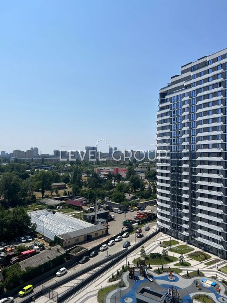 Воскресенська вул., 2в