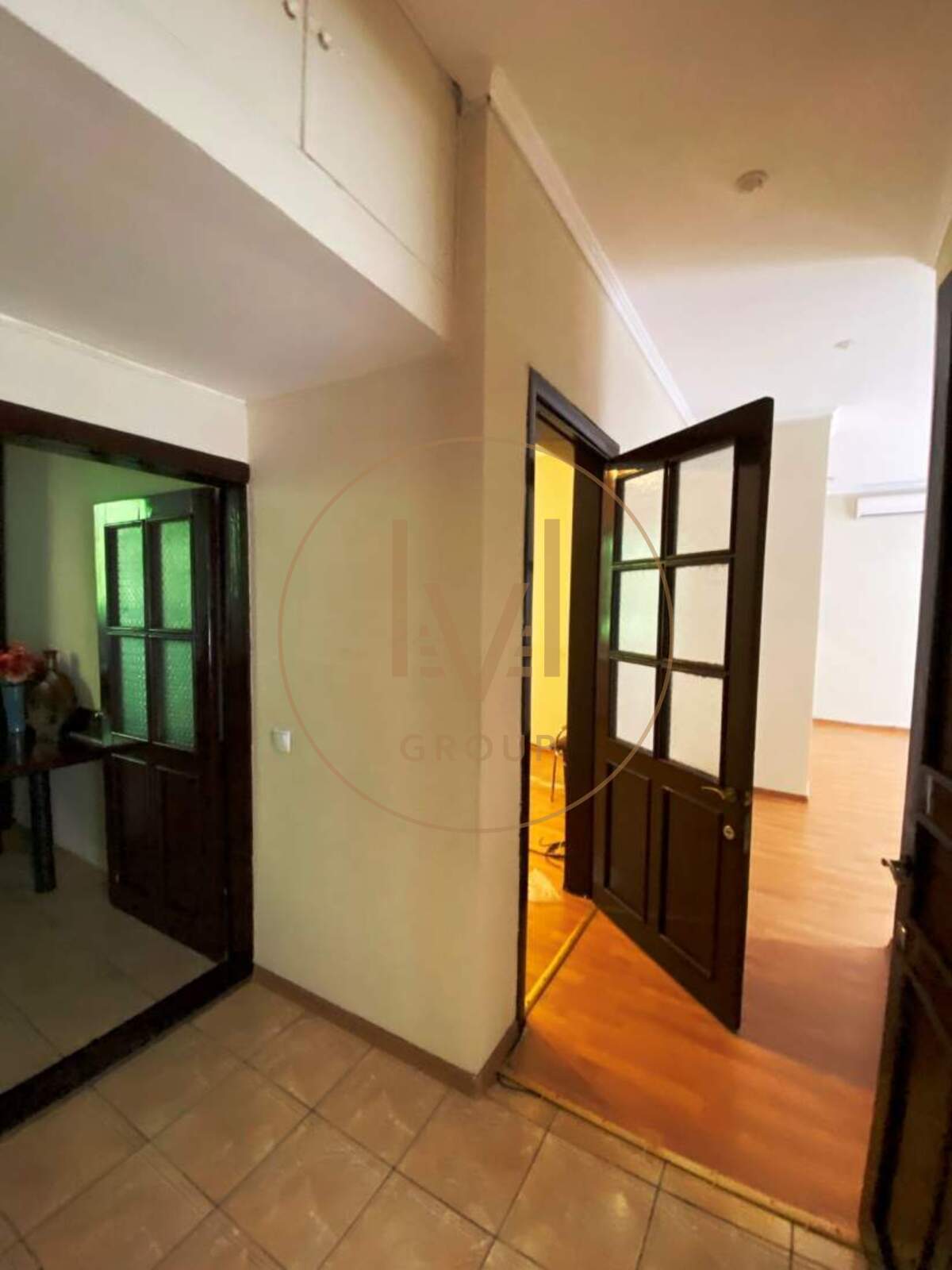 Basseina street, 21b