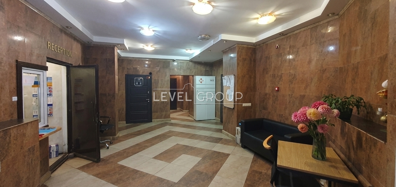 Dmytrivska St., 80