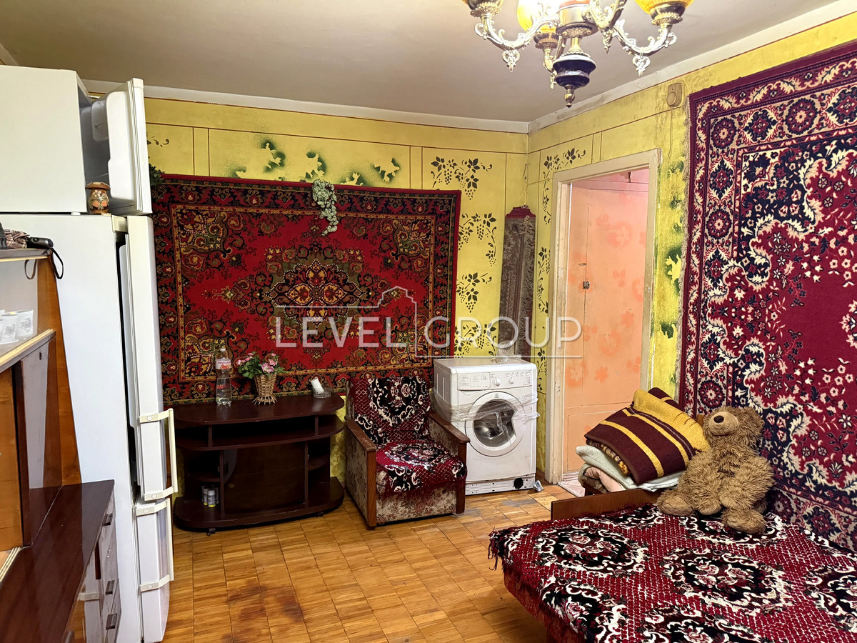 Жуля Верна бульв. (Ромена Роллана), 7а
