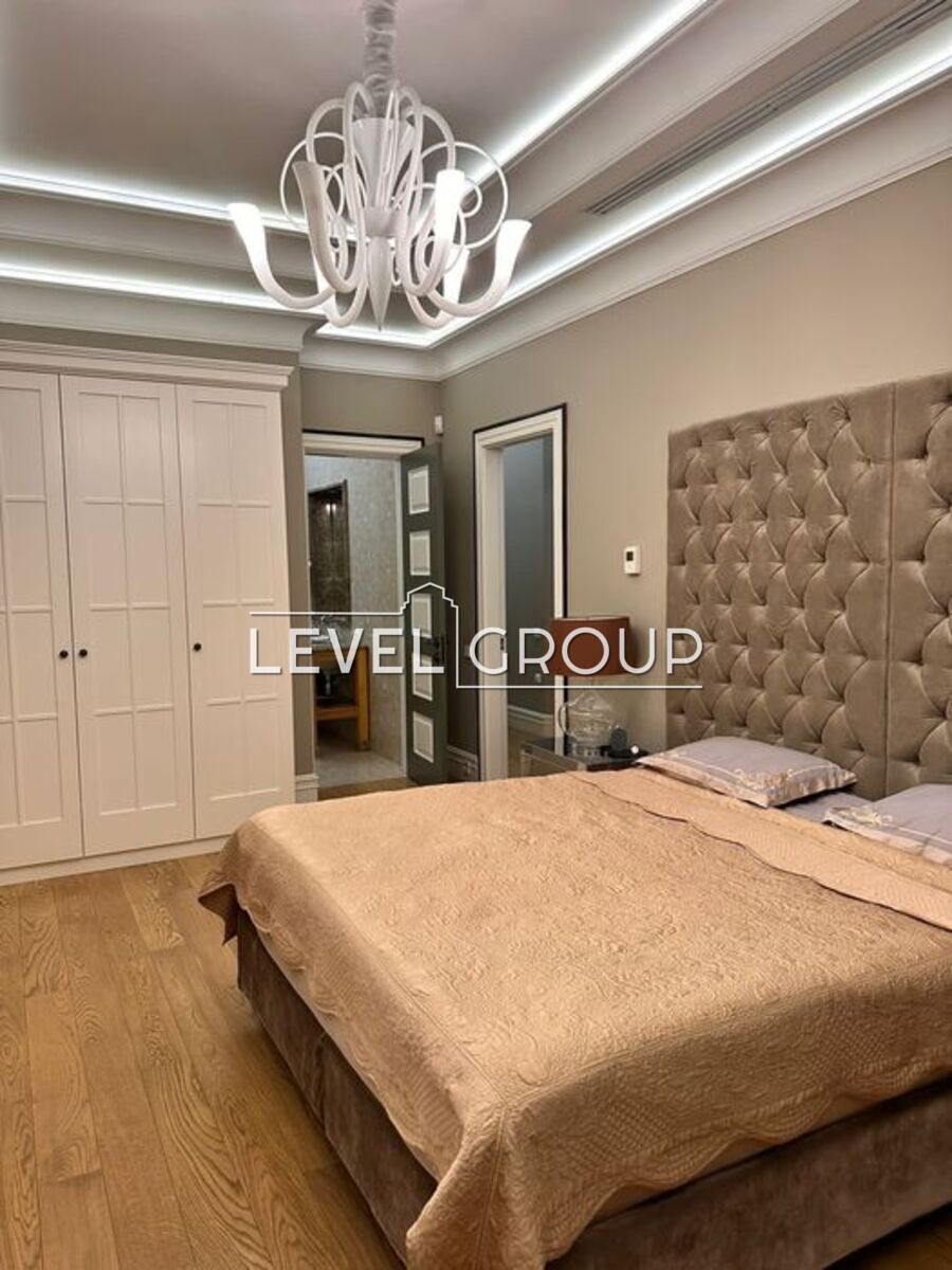 Новоселицька вул., 10