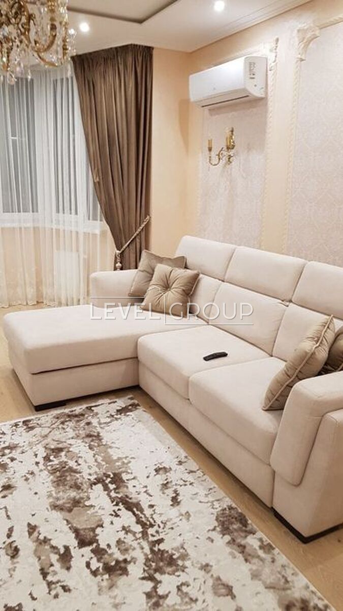 Юлії Здановської вул. (Михайла Ломоносова), 71Б