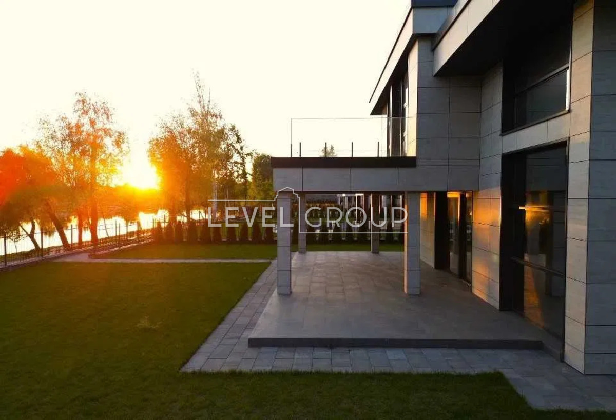 Starokyivska St., 123