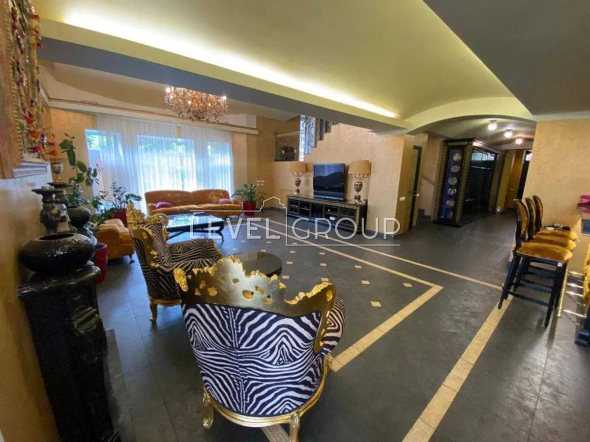 Старокиївська, 145