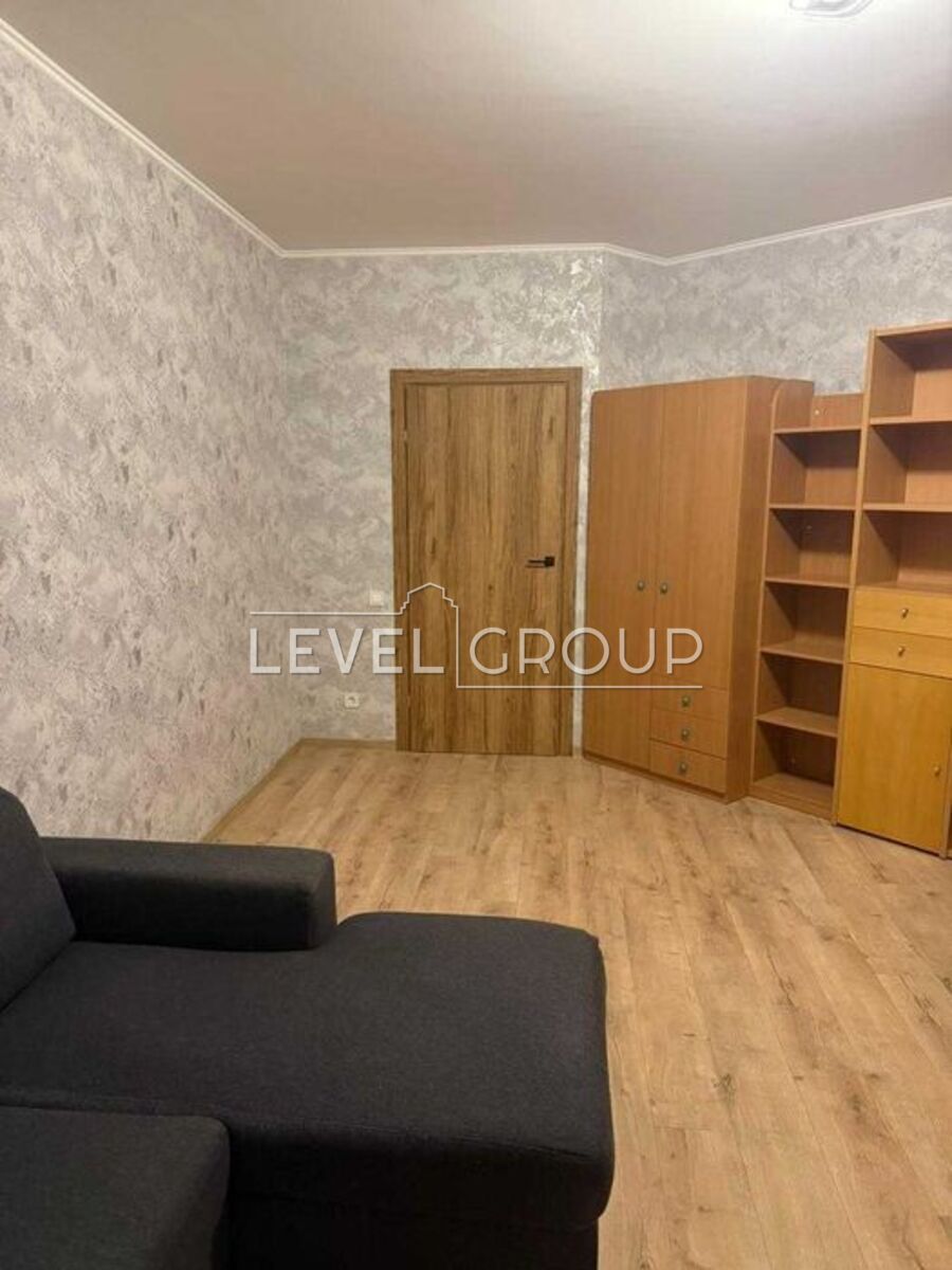 Метрологічна вул., 21