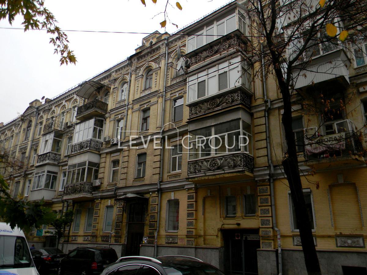 Olesya Honchara St., 96
