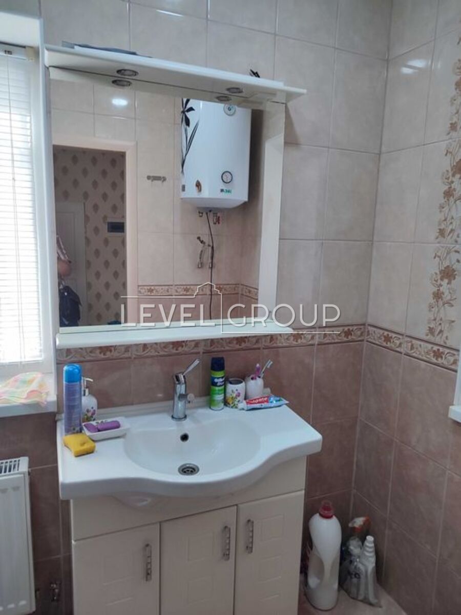 Озерна вул., 146