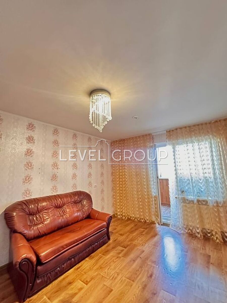 Сергія Данченка вул., 5