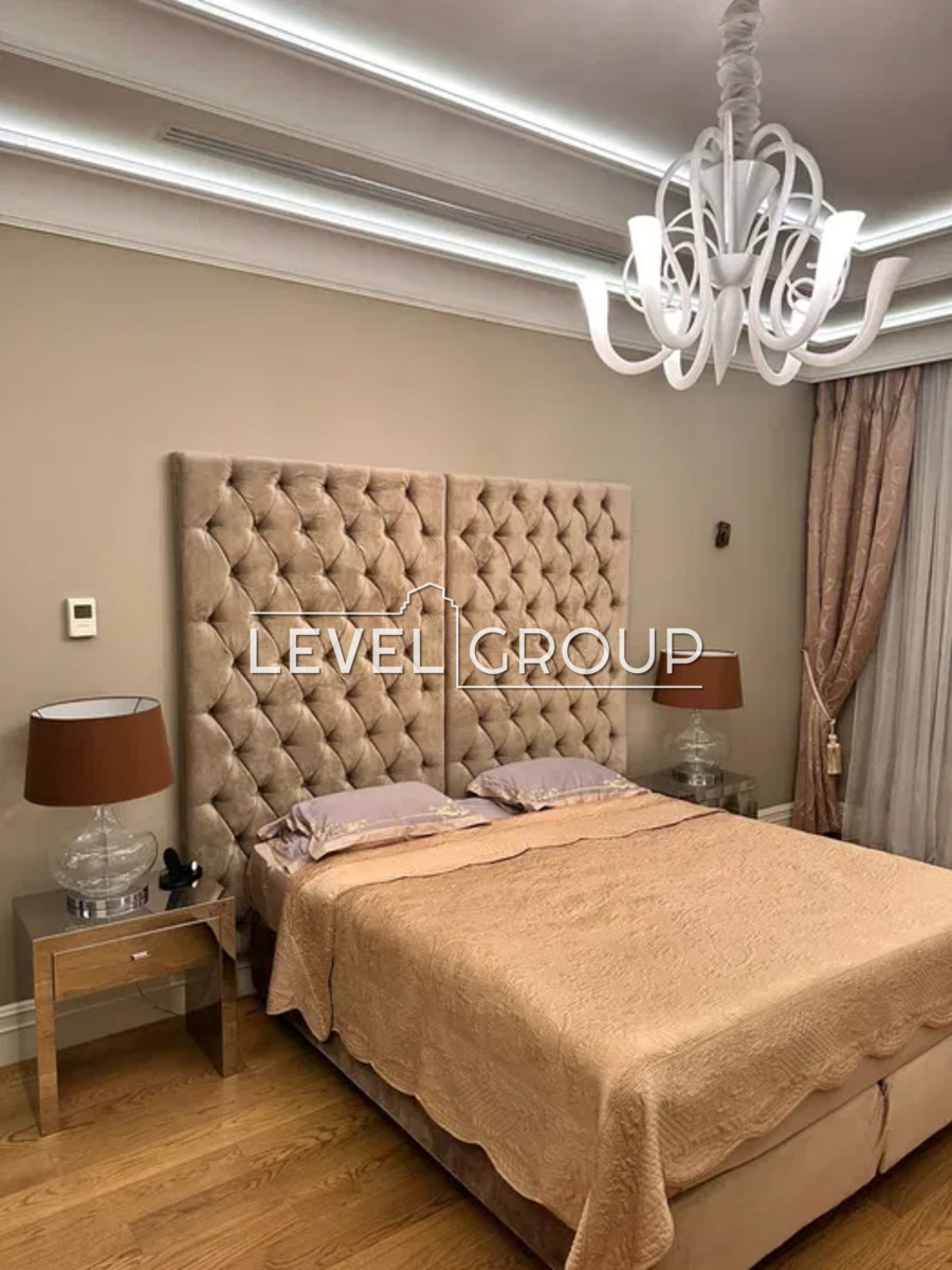 Новоселицька вул., 10