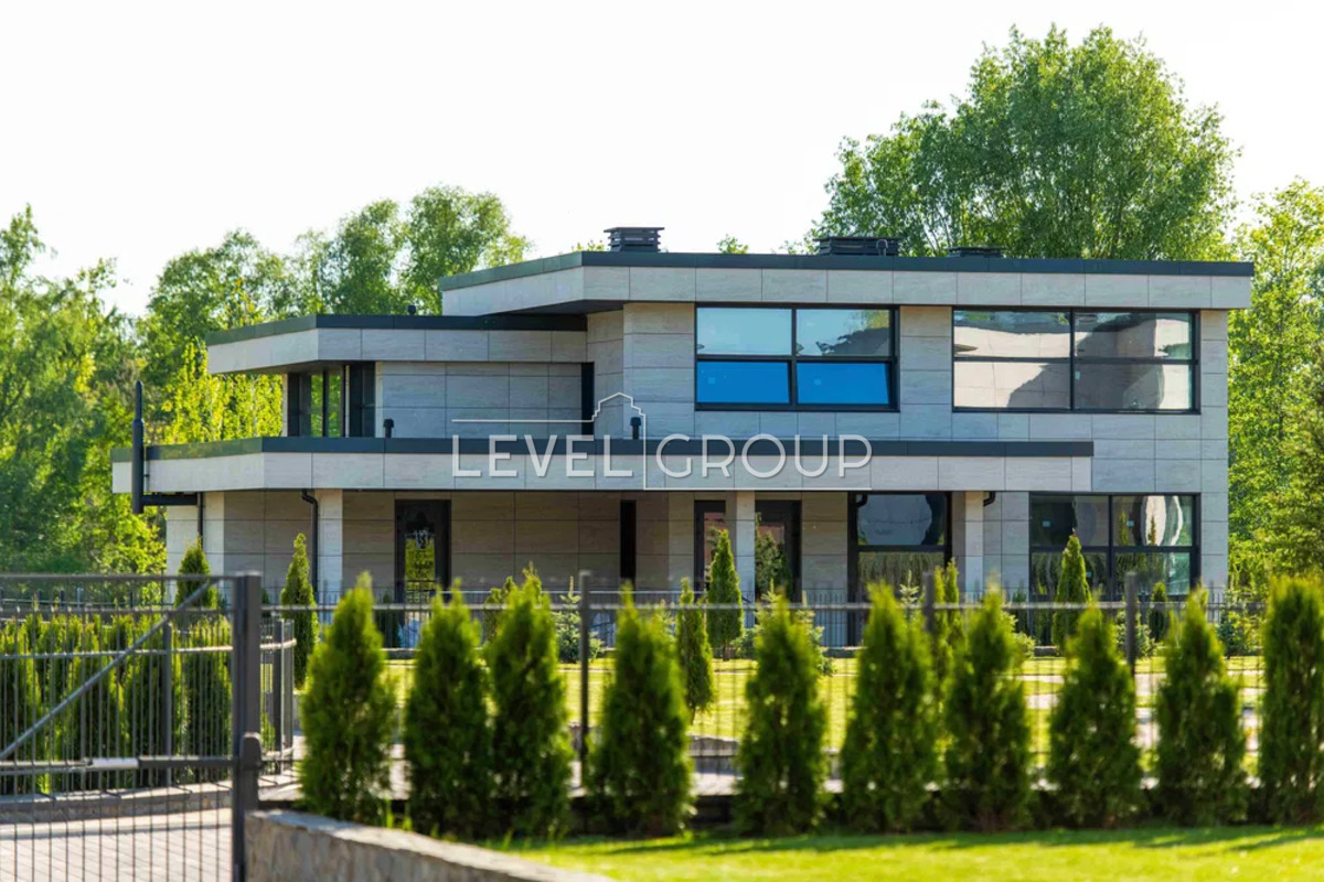 Starokyivska St., 123