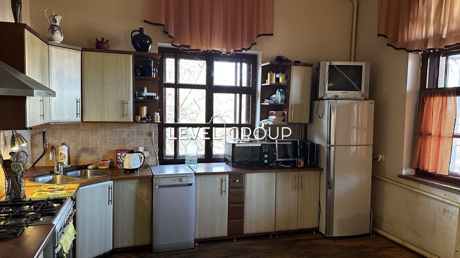 Мечнікова, 85 а