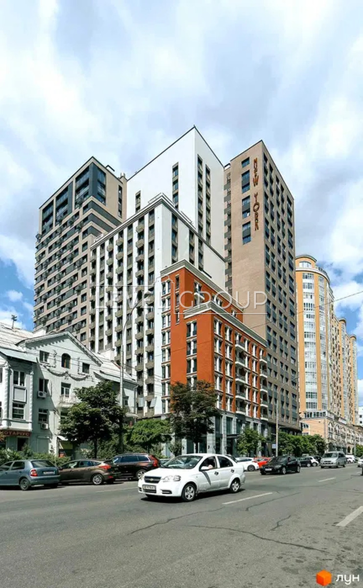 Антоновича вул. (Горького), 74