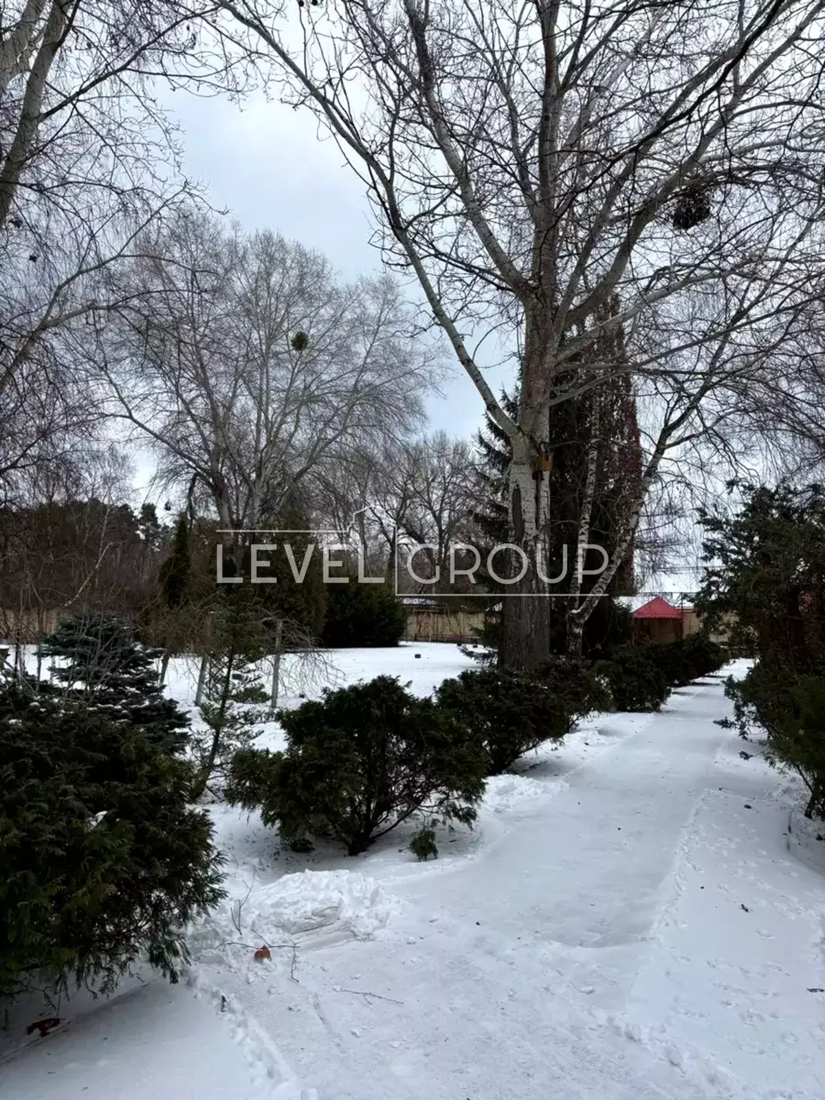 Мистецька вул., 7