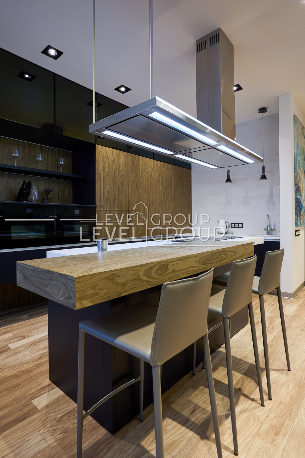 Андрія Верхогляда вул. (Михайла Драгомірова), 17