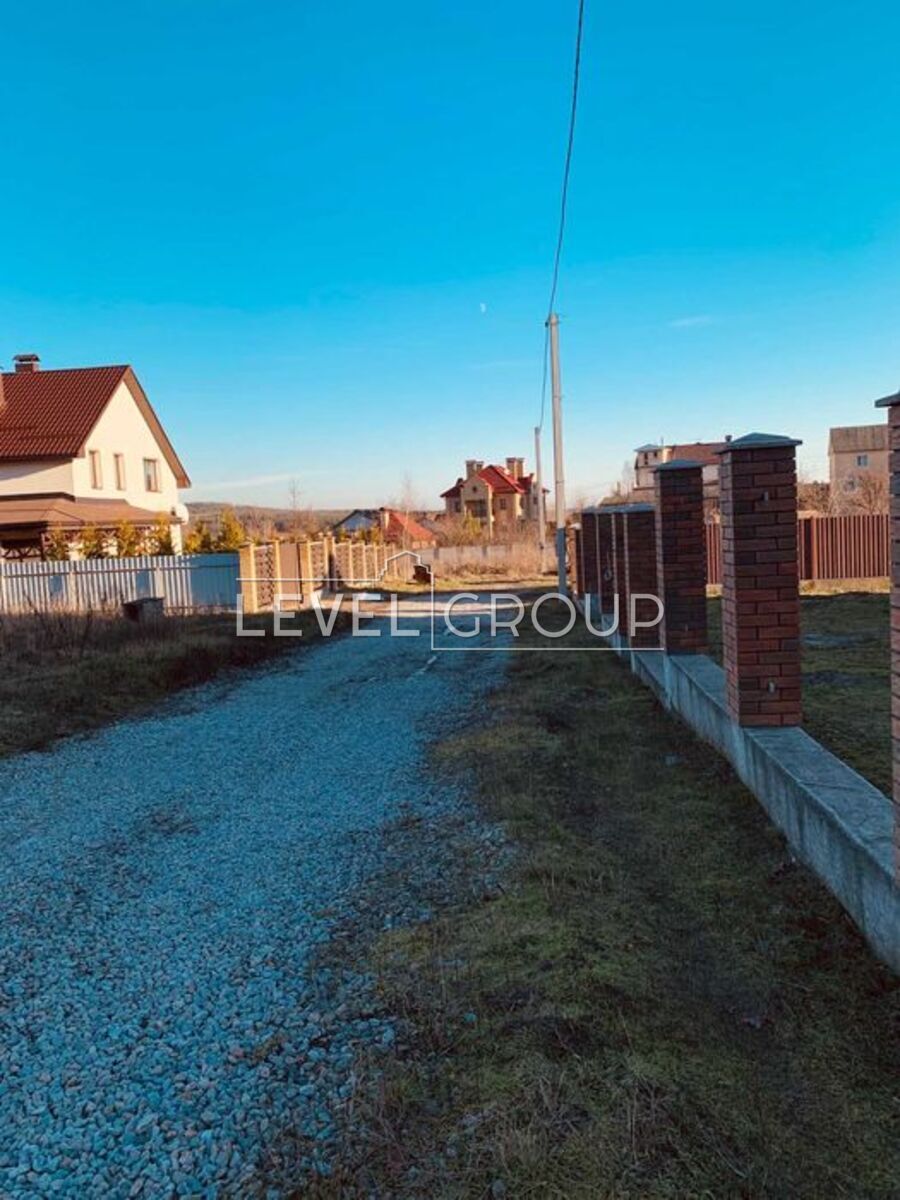 Boyarska St., 40