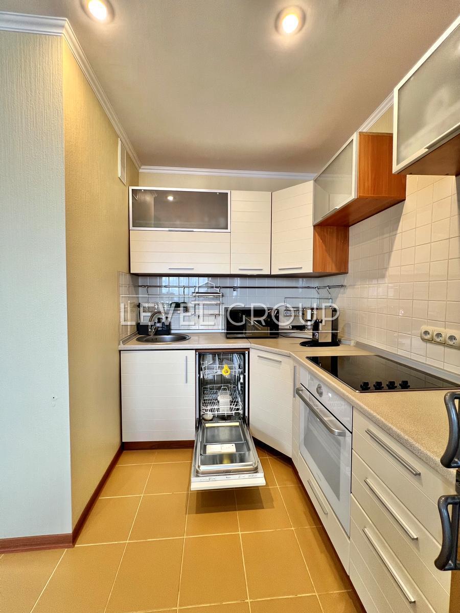 Petro Hryhorenko Ave., 1B