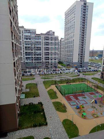 Европейського Союзу просп. (Правди), 45