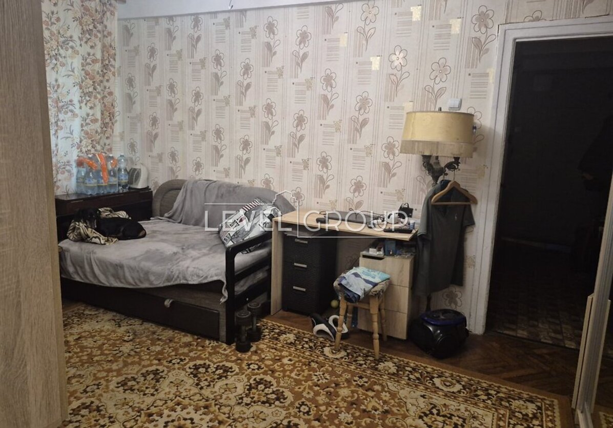 Ушинського вул., 5