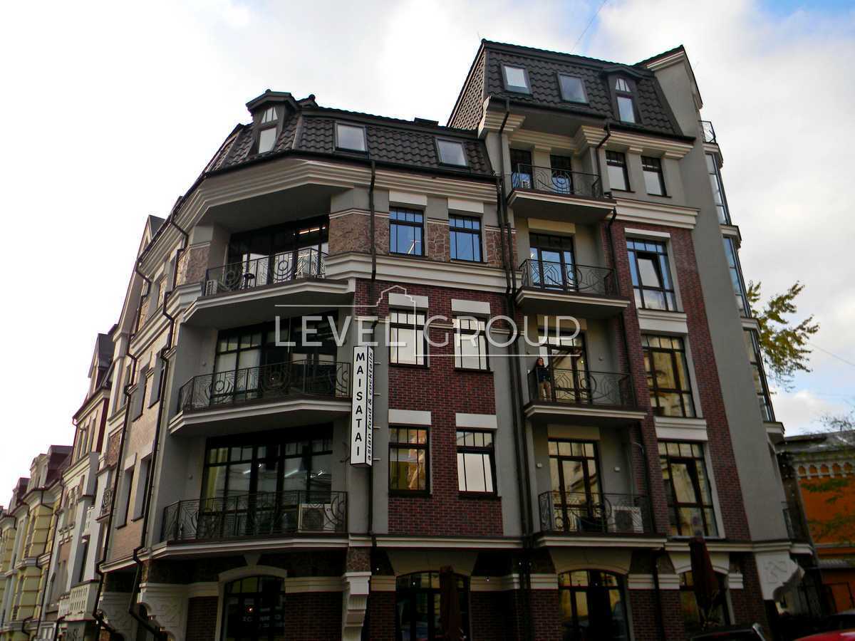 Vozdvyzhenska St., 51