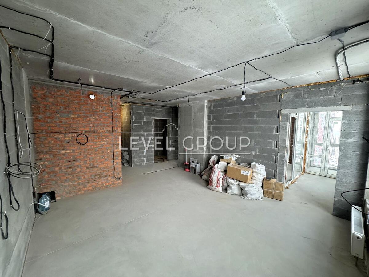 Oleksandra Olesia St., 8/17