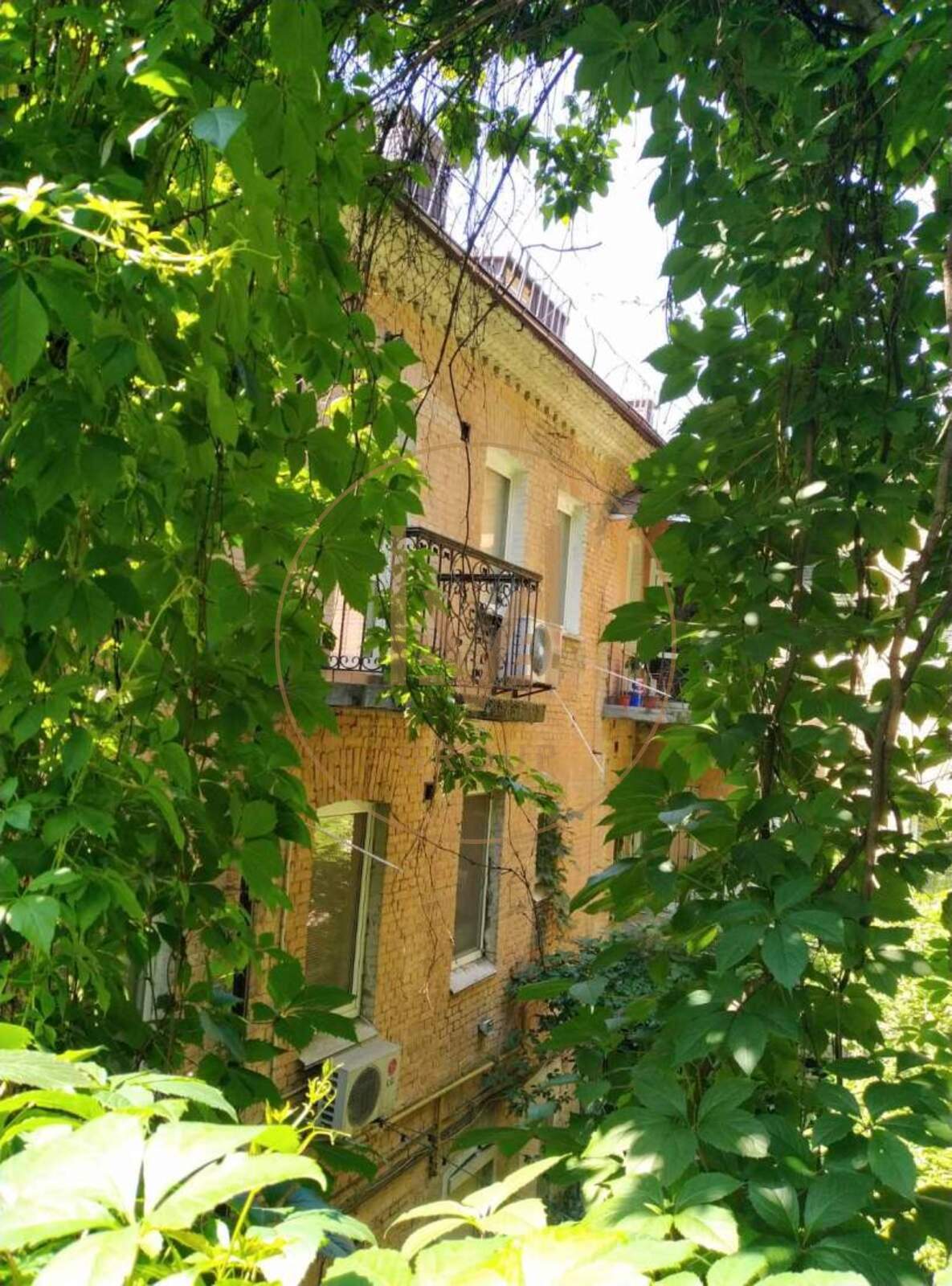 Basseina street, 21b