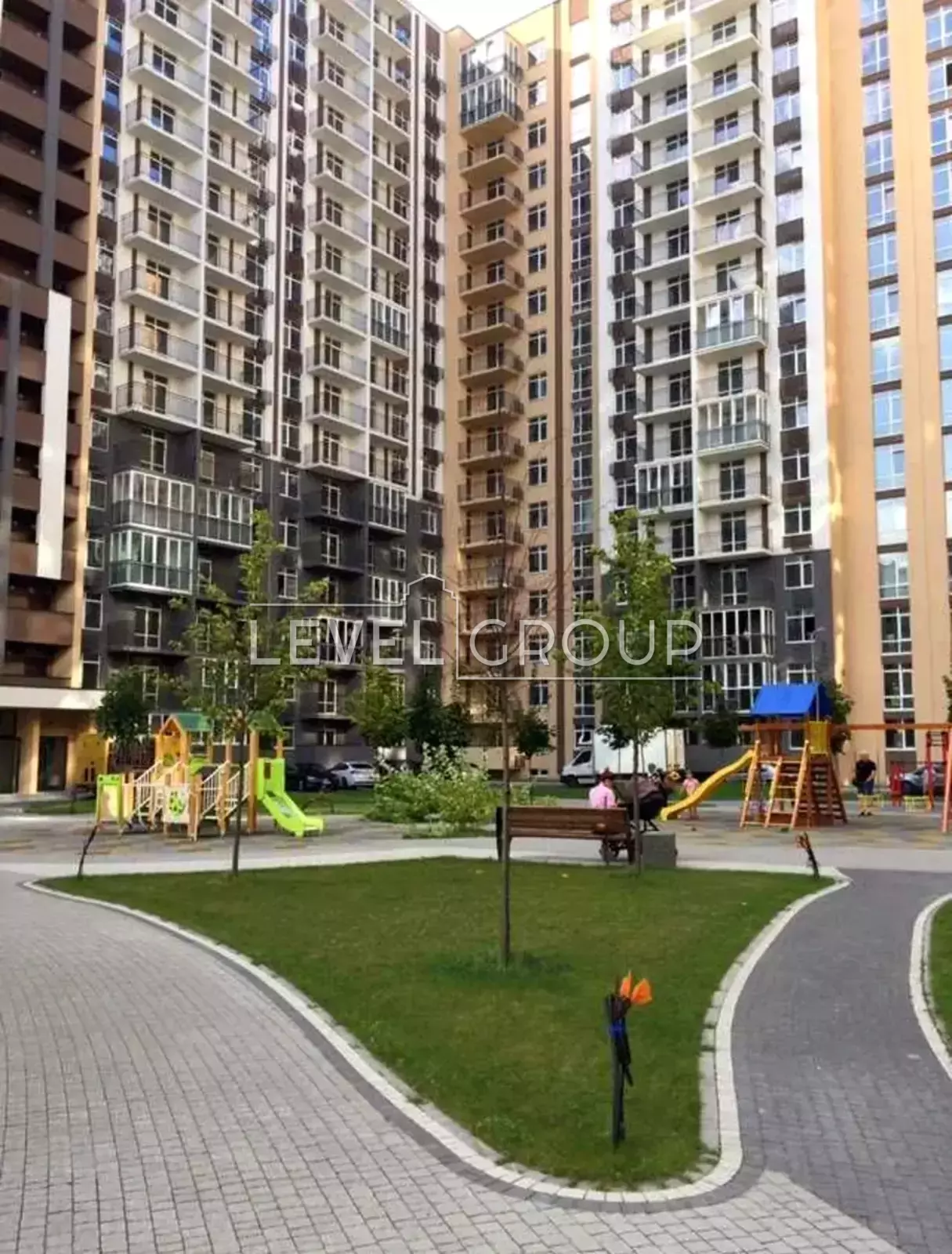 Академіка Заболотного вул., 148В