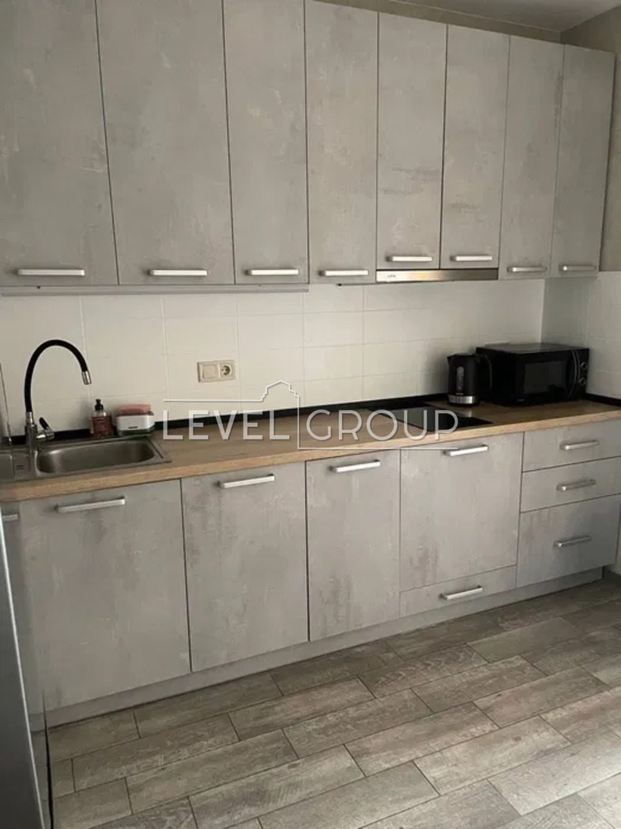 Регенераторна вул., 4к1