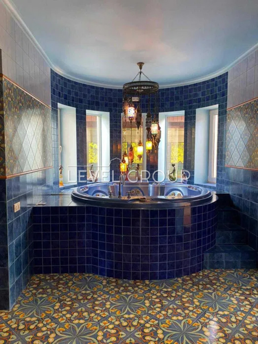 Старокиївська, 145