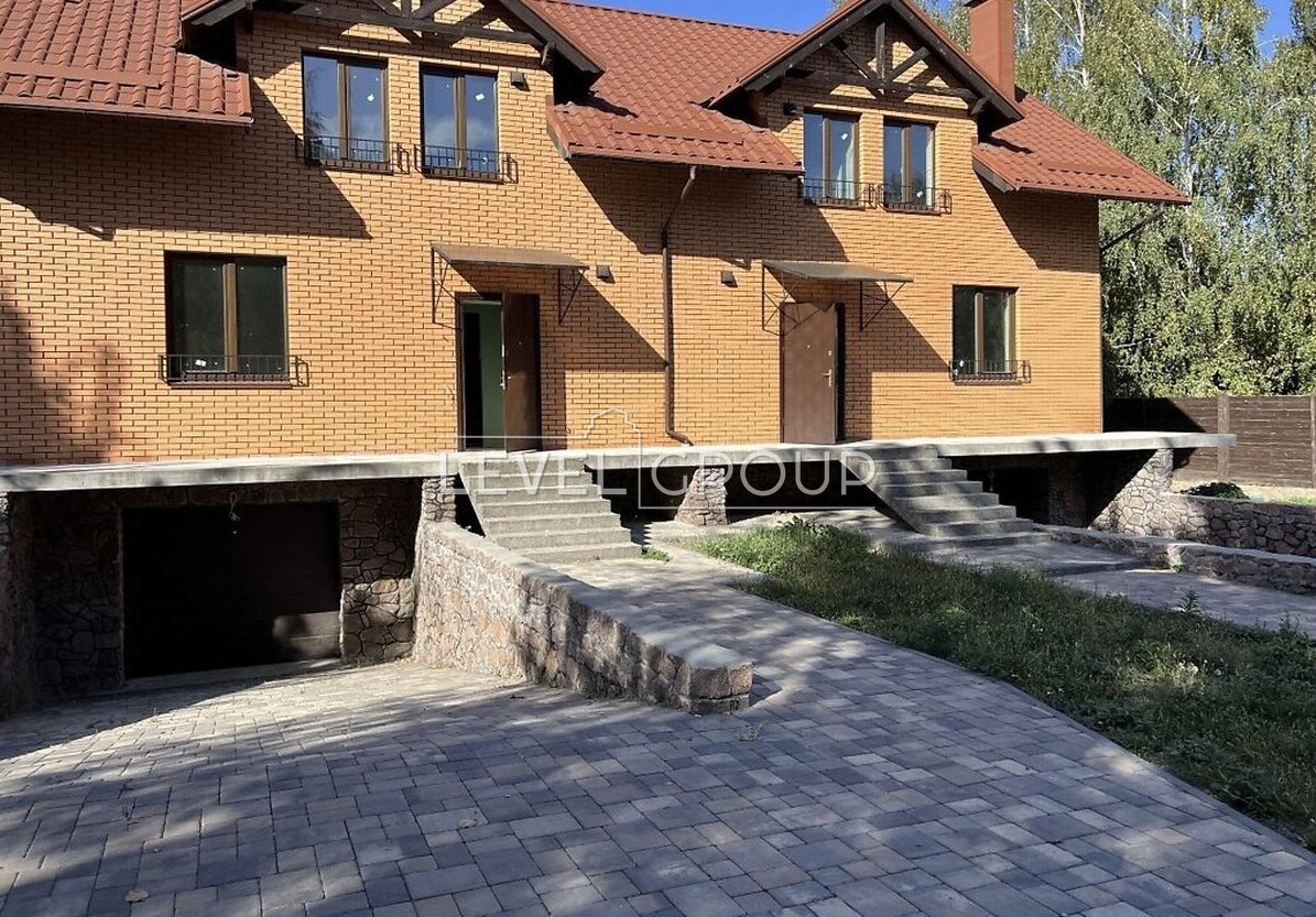 Фруктова вул., 225