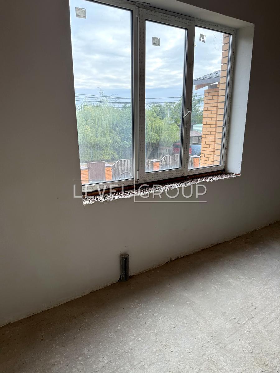 Пудгірна вул., 32