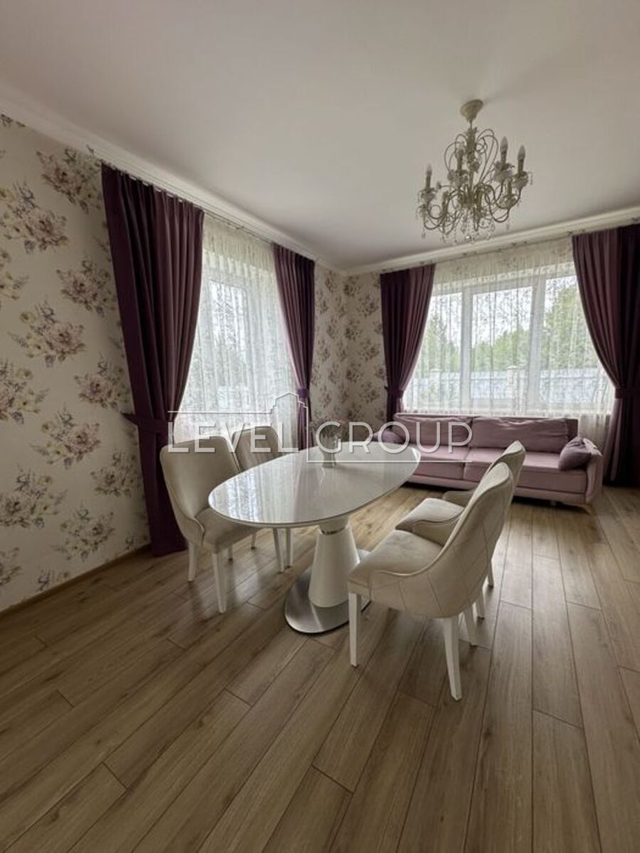 Київська вул.