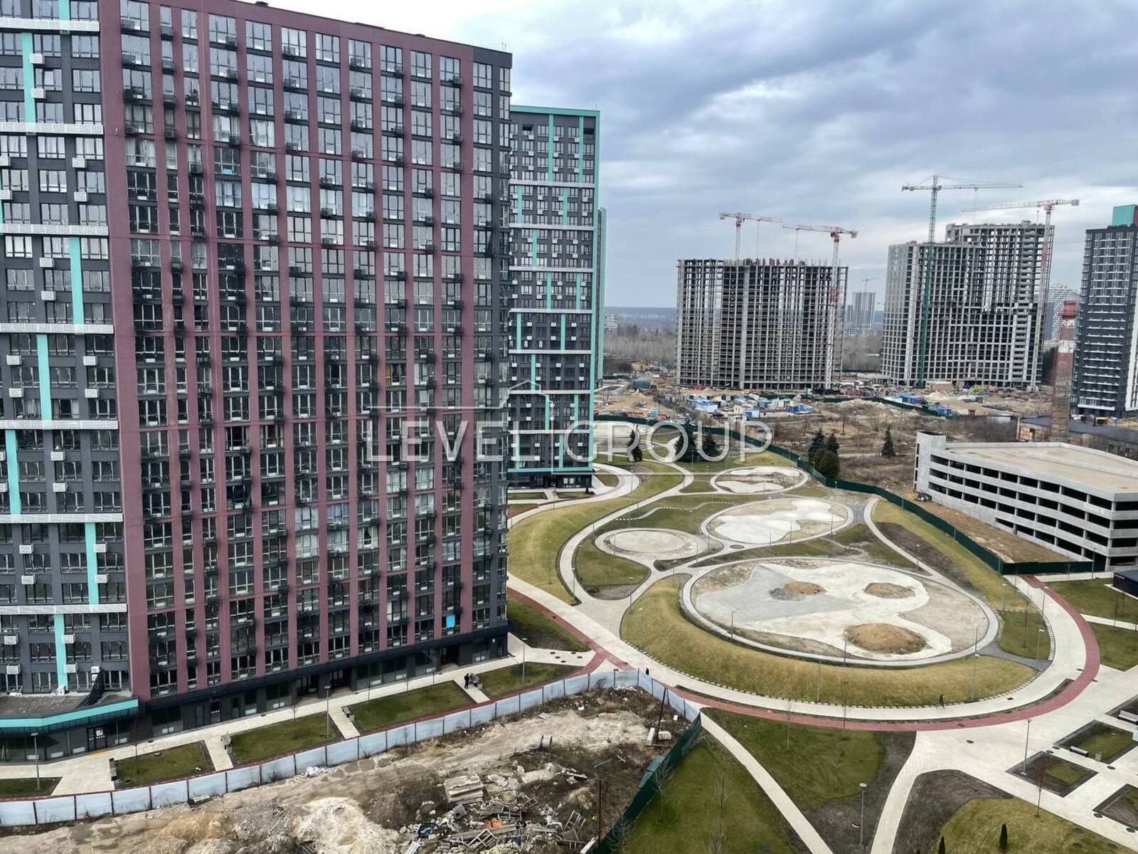 Віктора Некрасова вул. (Північно-Сирецька), 6