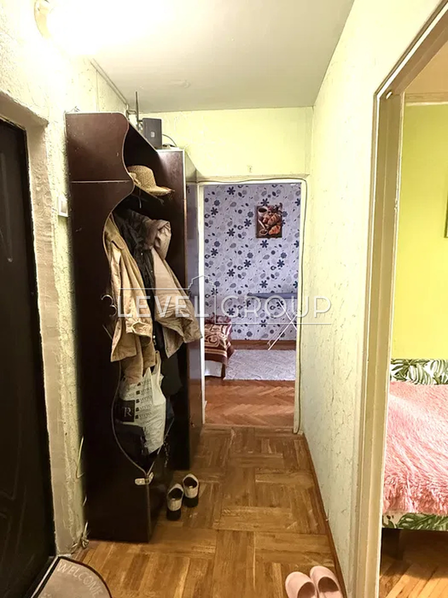 Obolonskyi Avenue, 16e