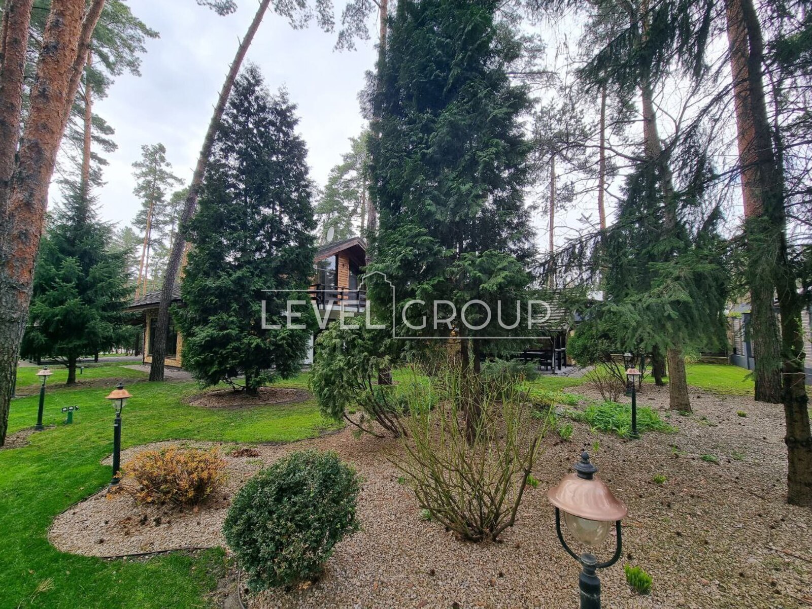 Плютовська, 2