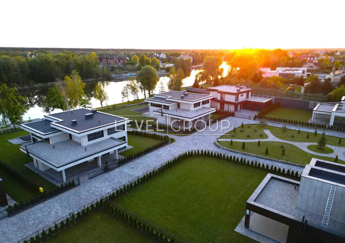 Starokyivska St., 123