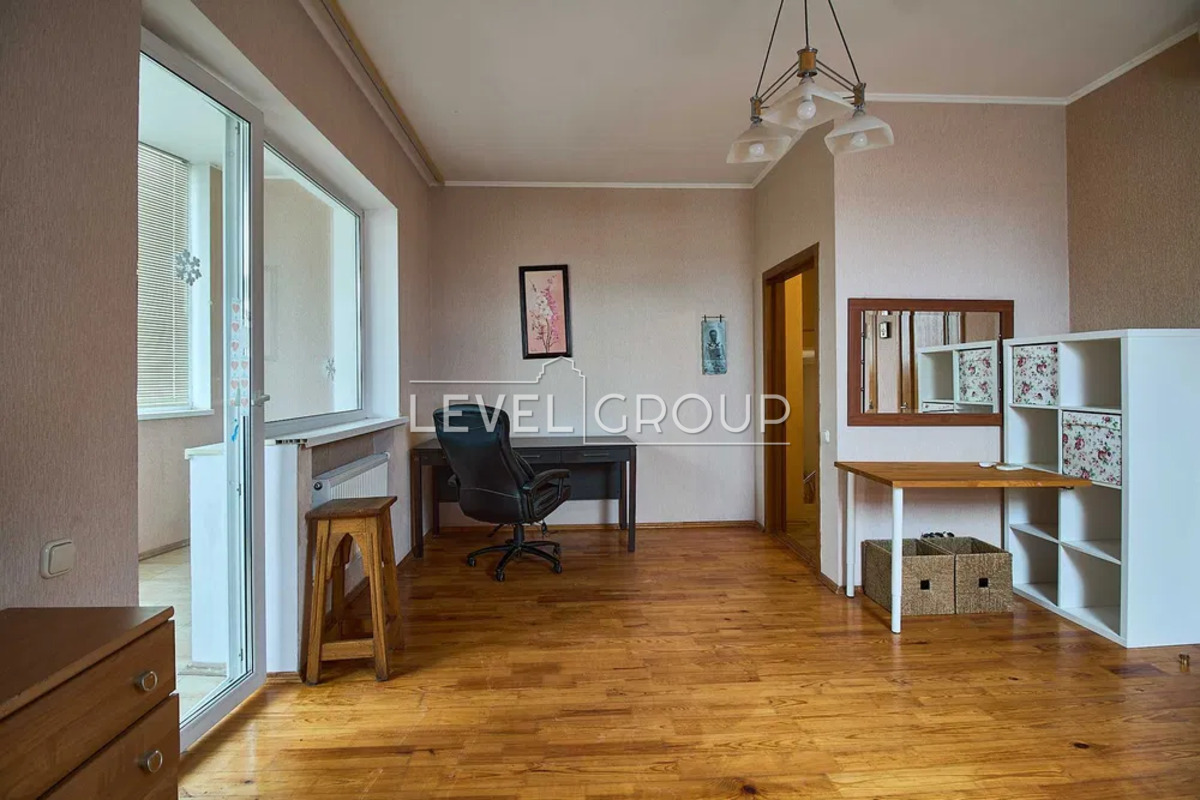 Степова вул., 9-А