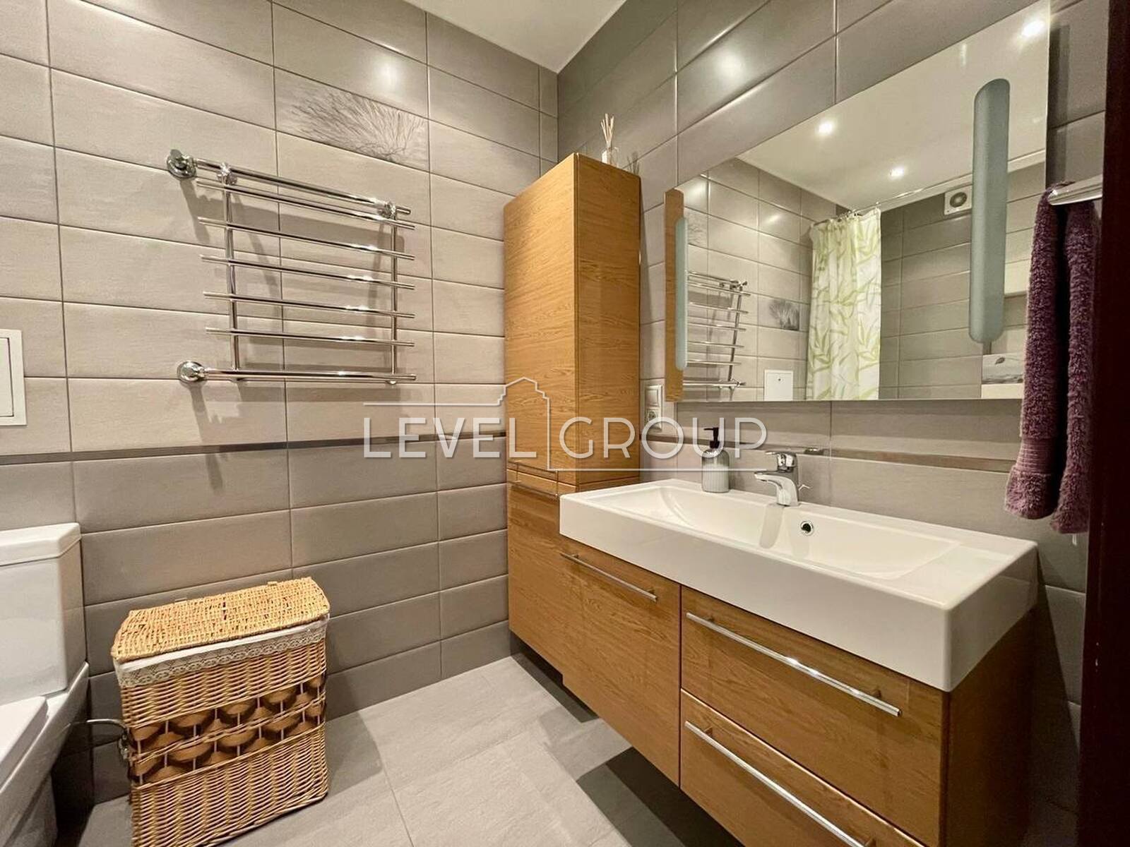 Yuriy Shumsky St., 1B
