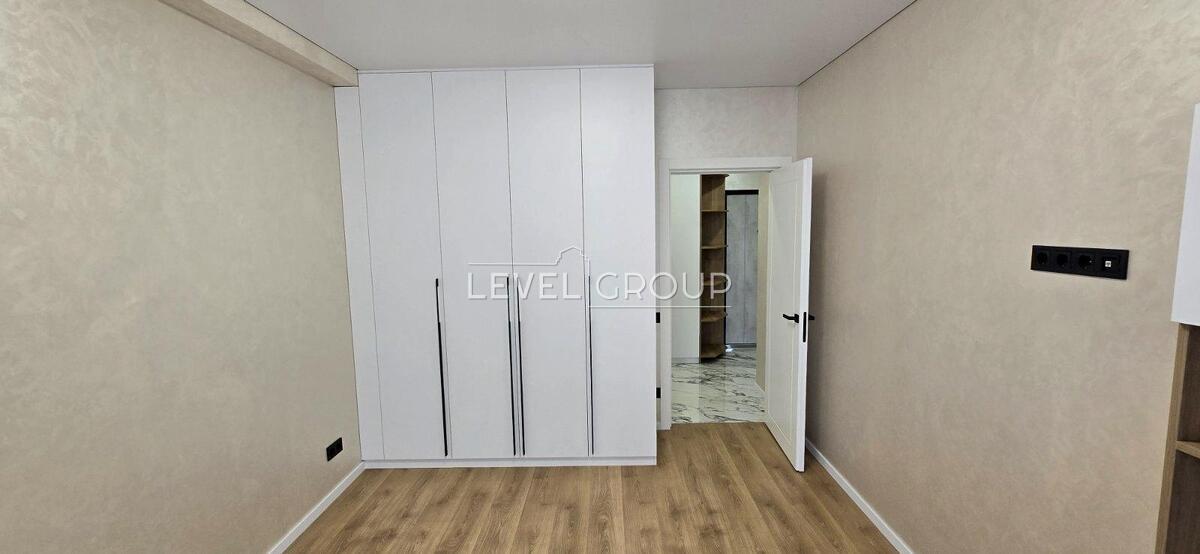 Михайла Максимовича вул. (Онуфрія Трутенка), 24г