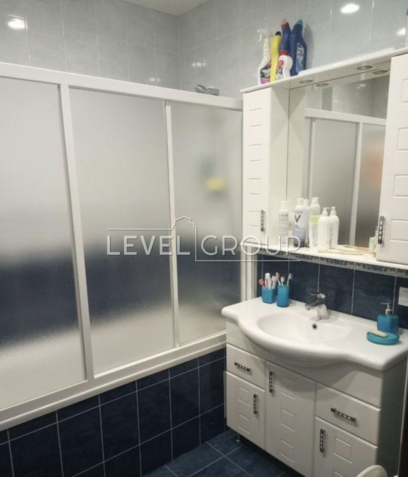 Вітянська вул., 2