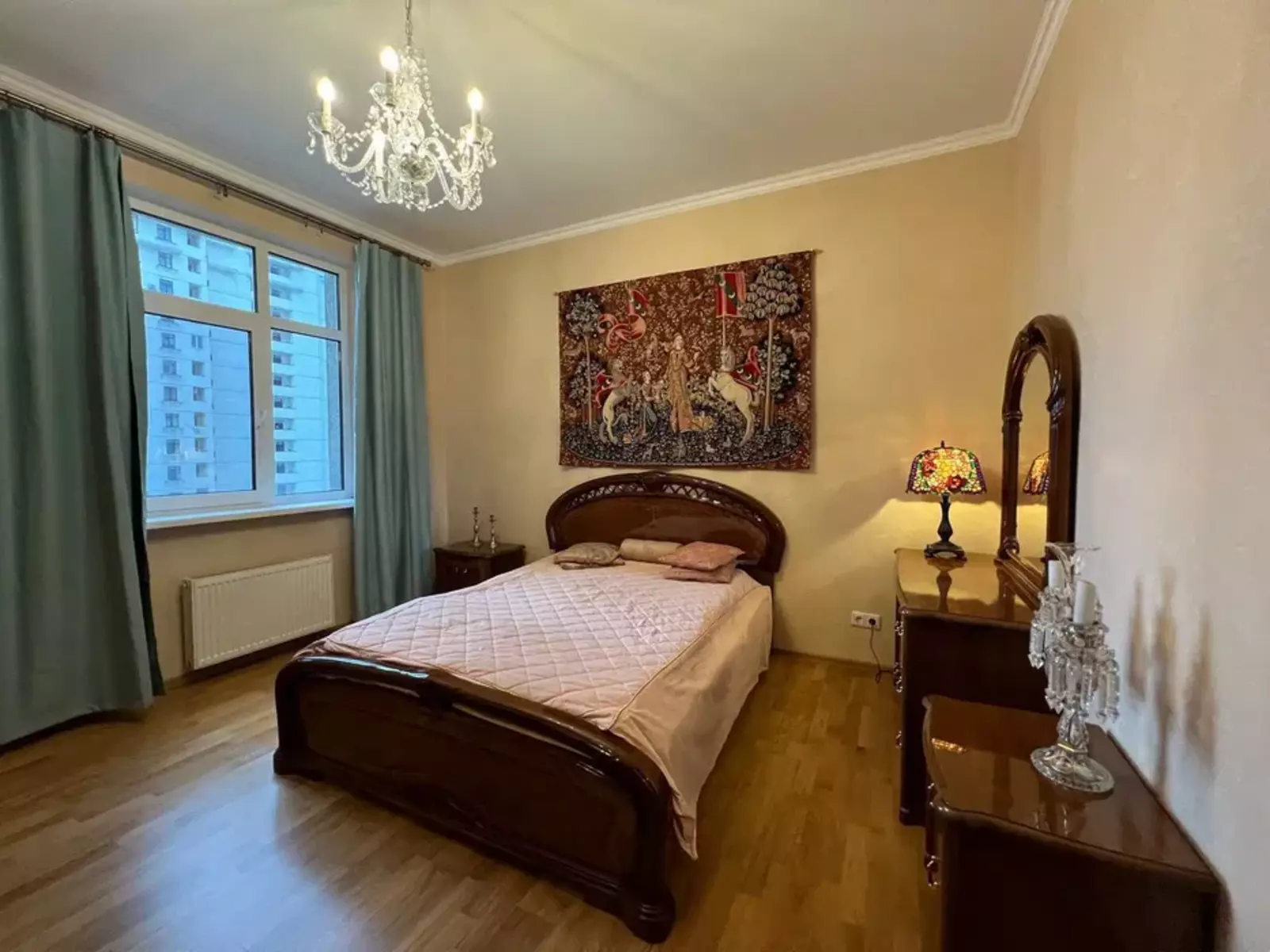Євгена Коновальця вул. (Щорса), 44а