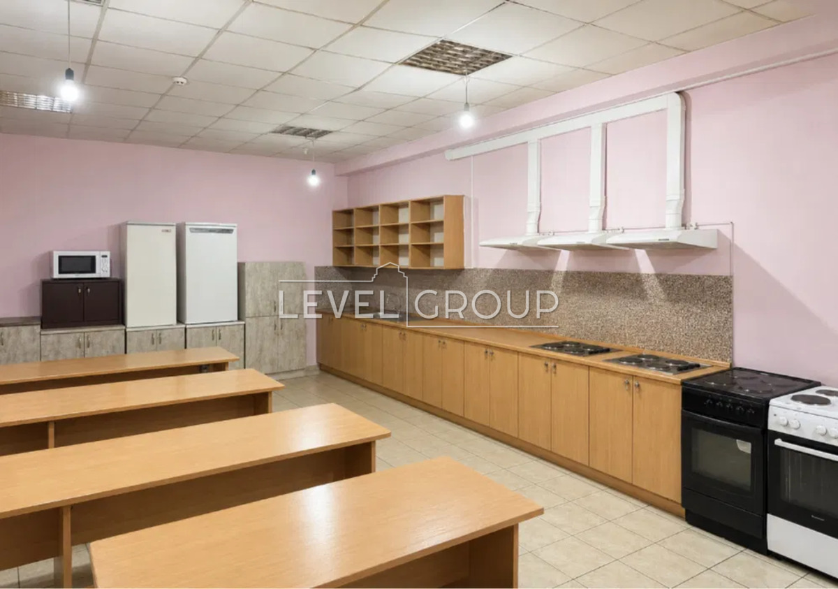Сирецька вул., 35