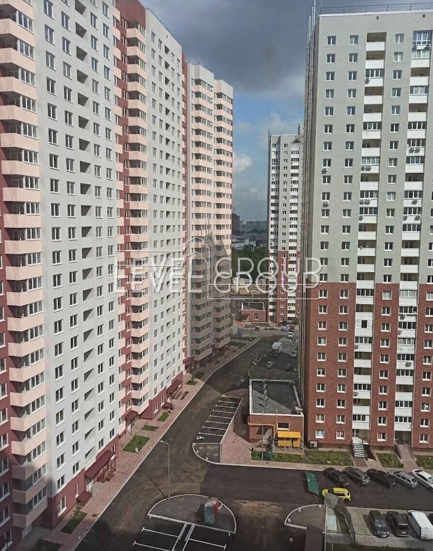 Балтійський пров., 3а