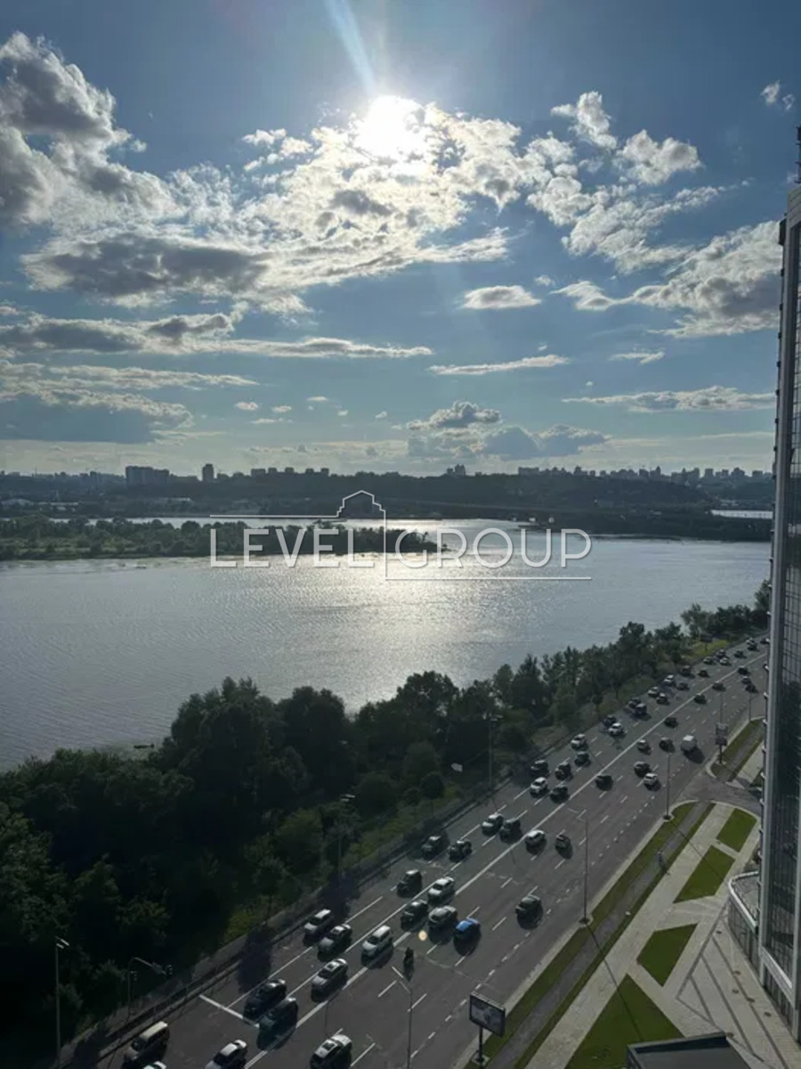Дніпровська набережна, 17К