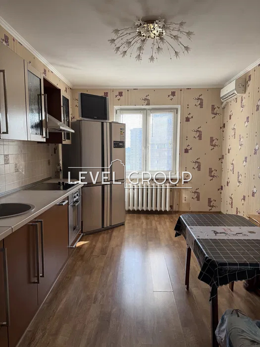 Urlivska St., 19
